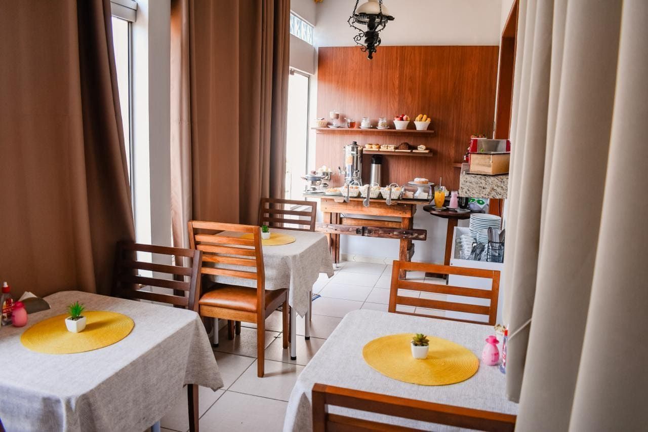 Café da manhã servido no hotel